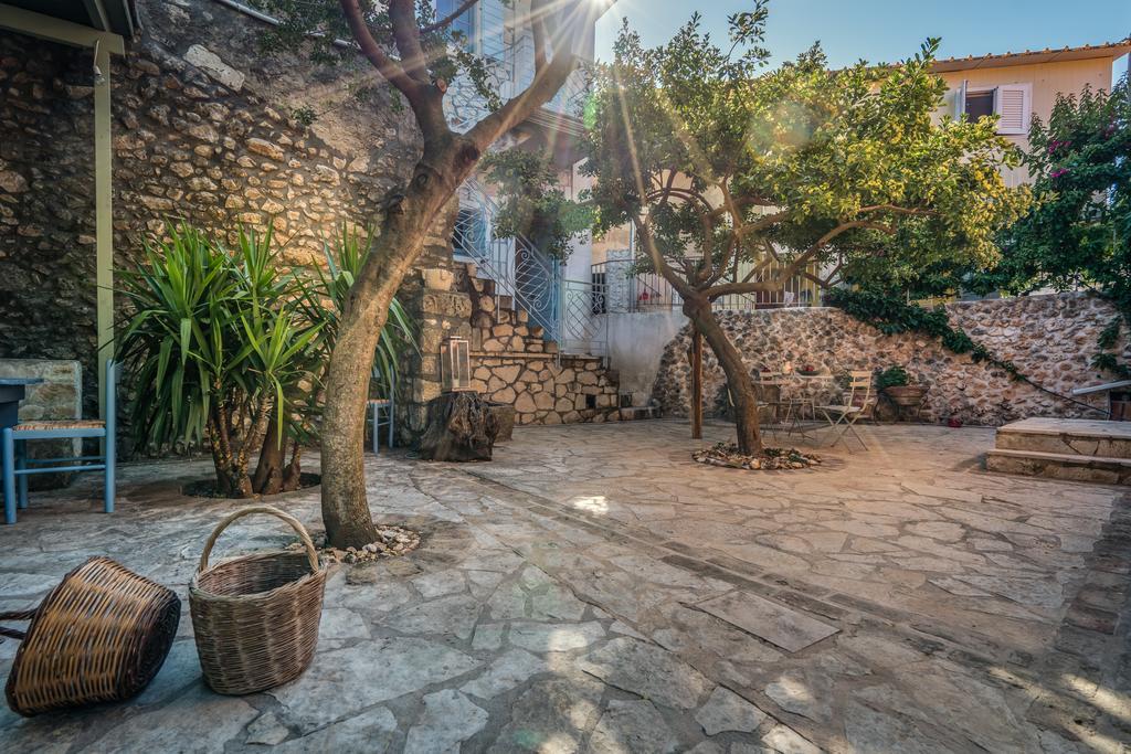 Adrieli Houses Agios Nikolaos  Extérieur photo